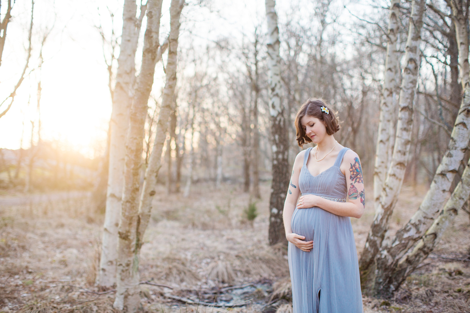 Gravidfotografering i Göteborg fotograf maria ekblad gravidklänningar 