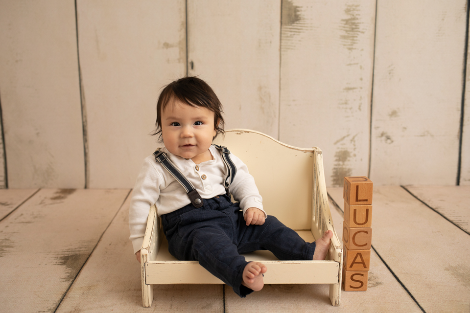 sexmånaders fotografering bebisfoto sitter session