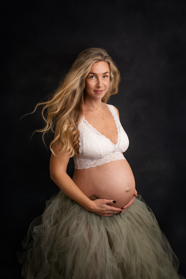 gravidfotografering i göteborg gravidklänningar fotograf Maria Ekblad