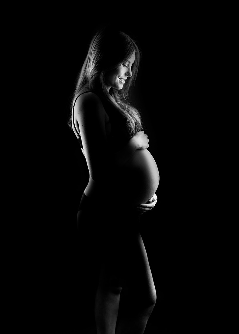 gravidfotografering Alingsås Vårgårda gravidklänningar studio fotograf maria ekblad