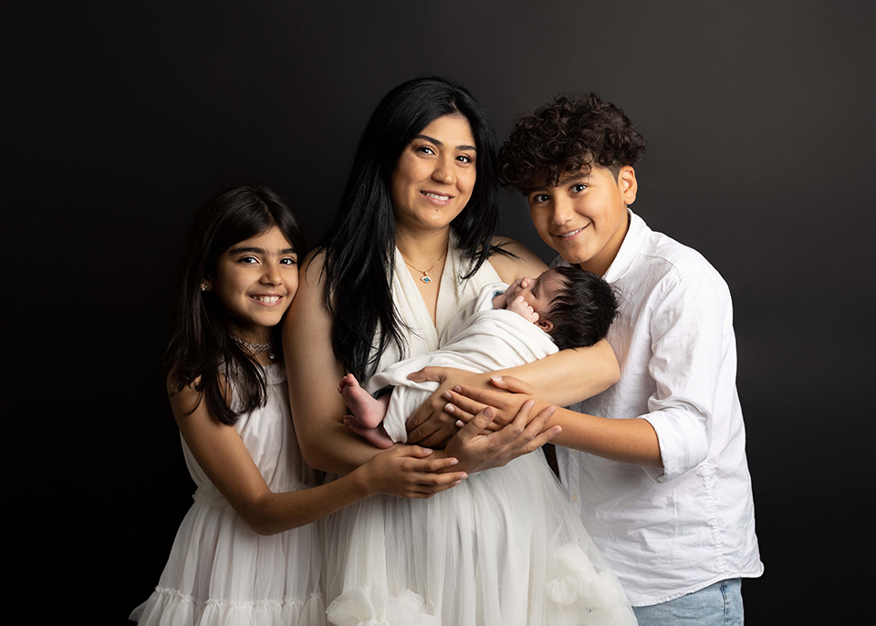 nyföddfotograferig göteborg familjebilder bebisfoto familjefotografering