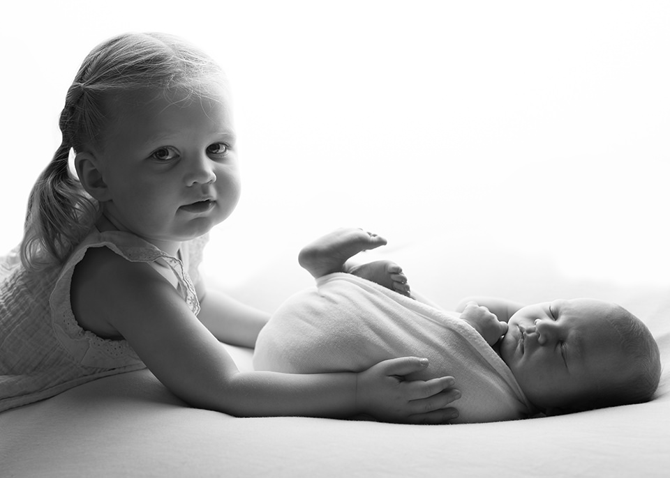 nyföddfotografering göteborg bebisbilder syskonbilder Fotograf Maria Ekblad 